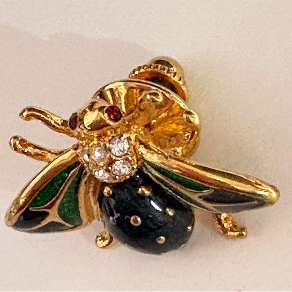 Vintage Gold tone and Green enameled fly Insect Brooch - Picture 4 of 8
